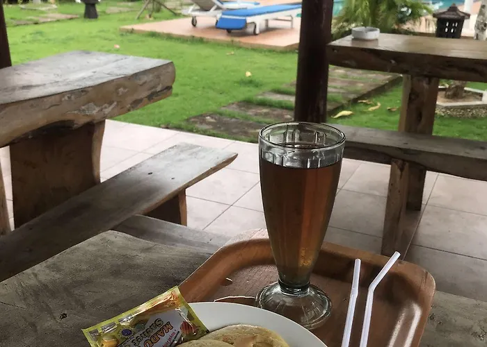 Megaland Batununggul